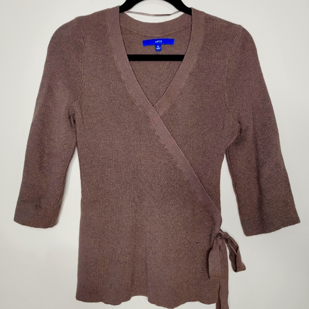 Brown V-neck Sweater - Apt. 9